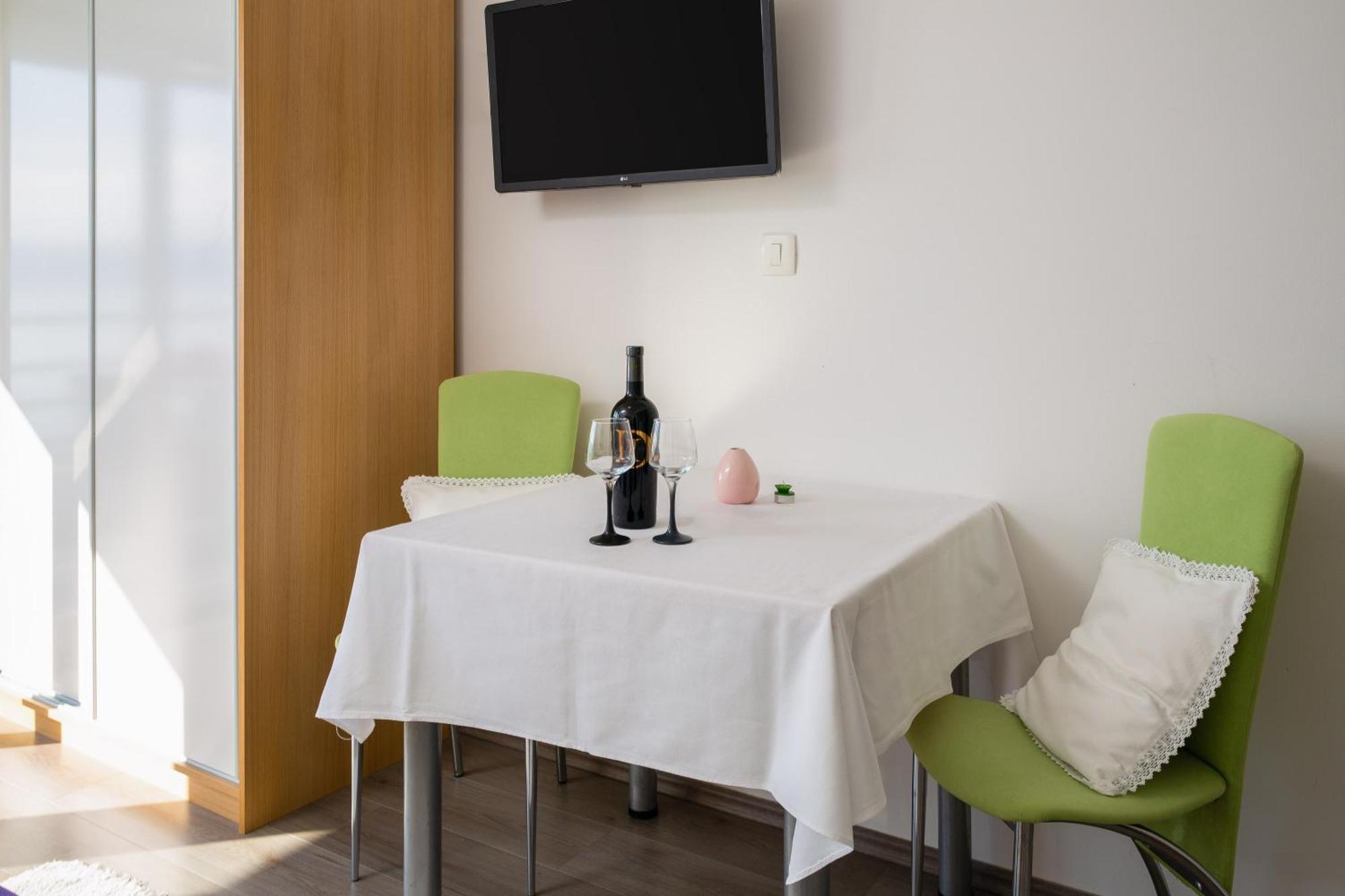 Seaview Apartments Grizelj Duce Bilik gambar