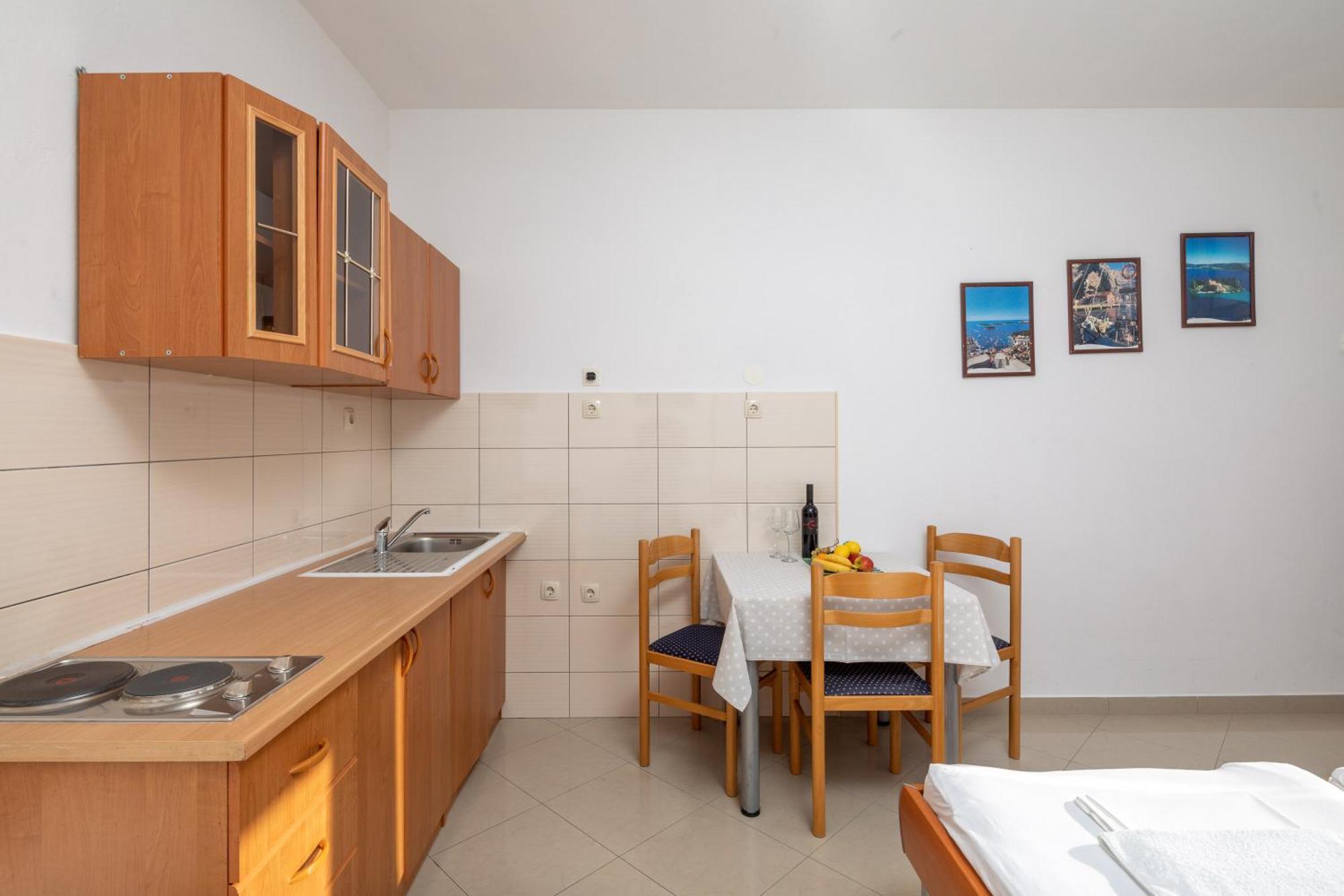 Seaview Apartments Grizelj Duce Bilik gambar